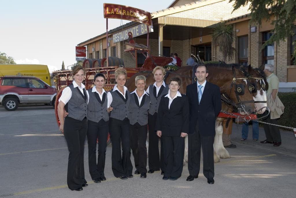 Hotel Cariñena Extérieur photo